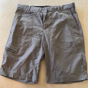 Nike Tiger Woods dri-fit grey size 32